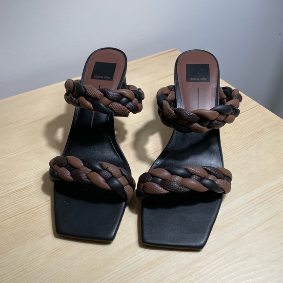 Dolce Vita Paily Heels - Picture 2 of 3